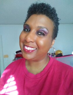 Follow Zulma Brooks on Select