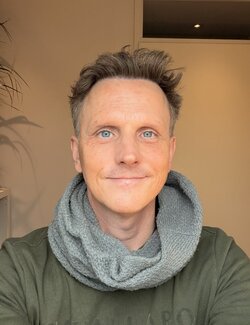 Follow Roman van Gelder on Select