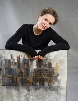 Follow Margo Kirago on Select