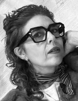 Follow Amalia Cavallaro on Select
