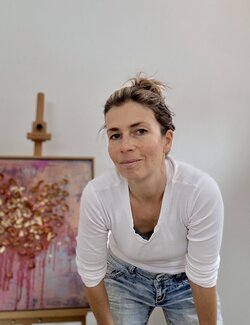 Follow Martina Rüdiger on Select