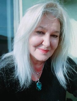 Follow Susanna Gatto on Select