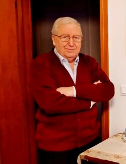 Follow Silvano Crespi on Select