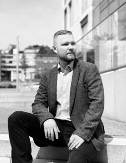 Follow Bogdan Shevchenko on Select
