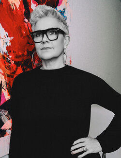 Follow Claudia Borkowski on Select