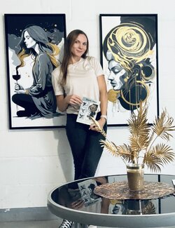Follow Valeria Huber on Select