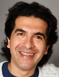 Follow Nicolás Urquiza on Select