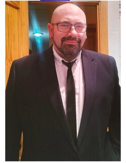 Follow Adolfo Vázquez Burgos on Select