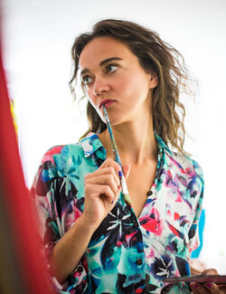 Follow Celina Drzewiecka on Select