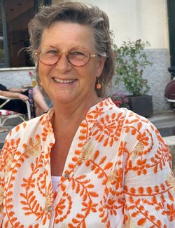 Follow Petra Maruschek on Select