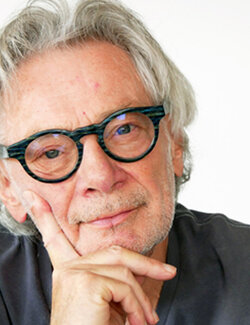 Follow Yves Hasselmann on Select