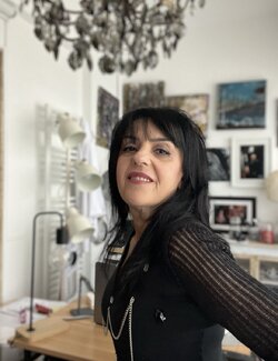 Follow Daniela Cipitì on Select