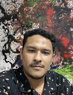 Follow Zhahir Basyarewan on Select