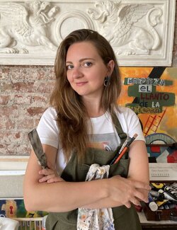 Follow Olga Afanasiadi on Select