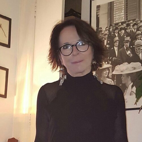 Follow Frédérique Lombard Morel on Select