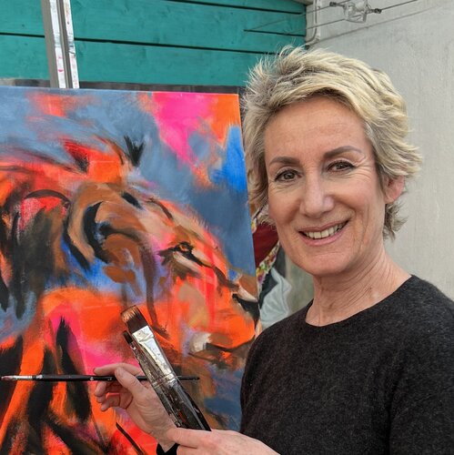 Follow Anjuta Schneider on Select