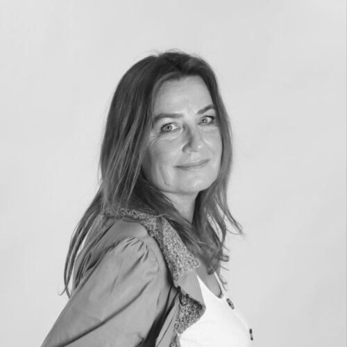Follow Frédérique Chabin-Rivière on Select