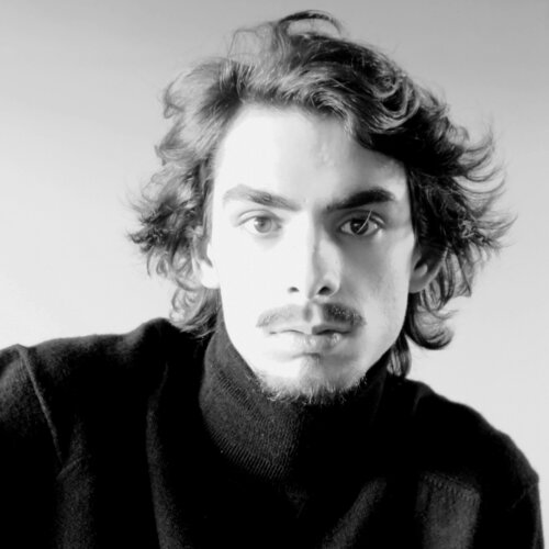 Follow Hugo Castilho on Select