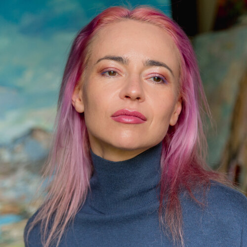 Follow Olga Novokhatska on Select