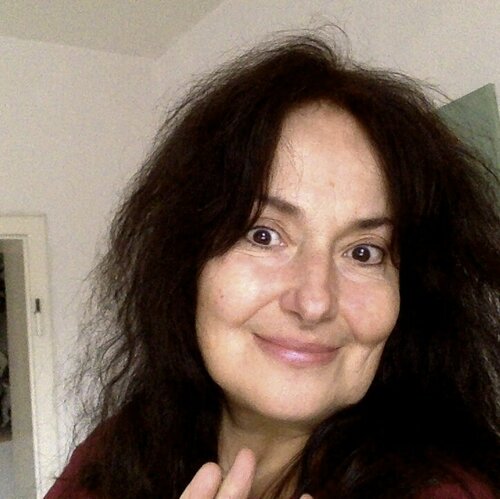 Follow Nataliy Schenkmann on Select