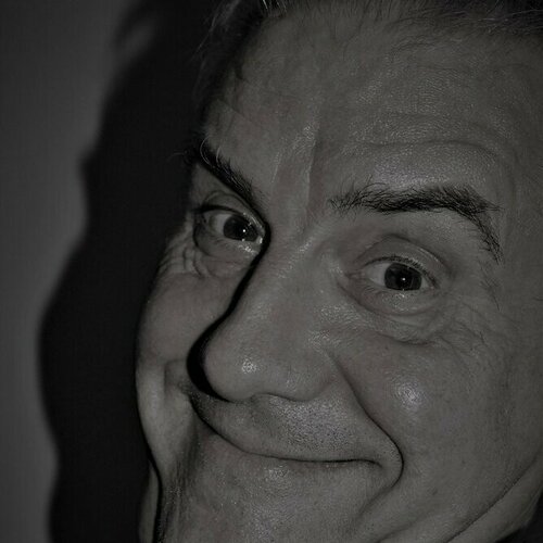Follow Luc Villard on Select