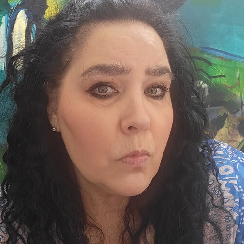 Follow Muriel Cayet on Select