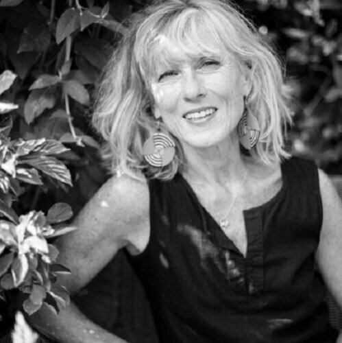 Follow Karin Moorhouse on Select