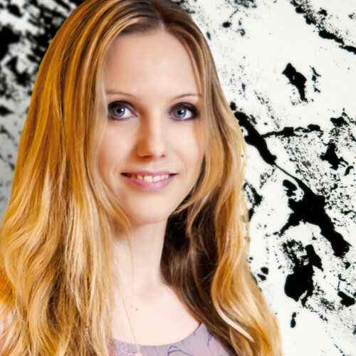 Follow Sarah Jil Niklas on Select