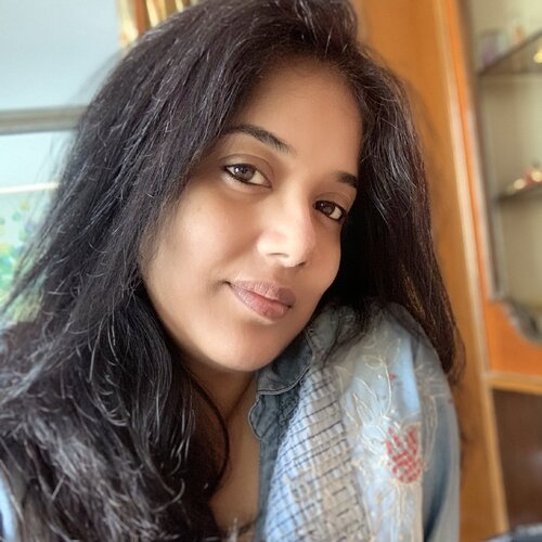 Follow Anukta Mukherjee Ghosh on Select