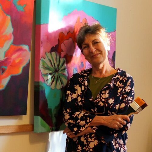 Follow Pascale White on Select