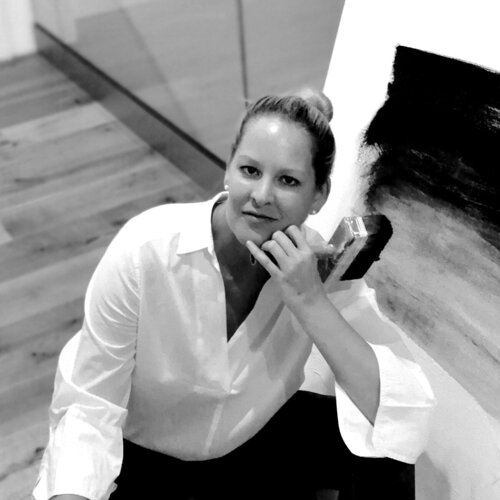 Follow Silvia Ingrid Hummer on Select