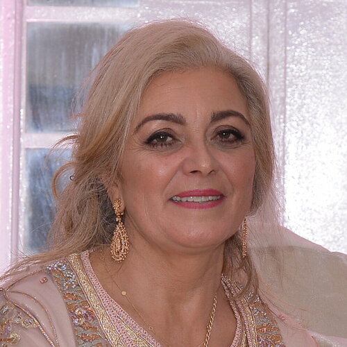 Follow Nadia Skali on Select