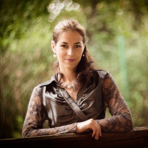 Follow Marie Madej on Select