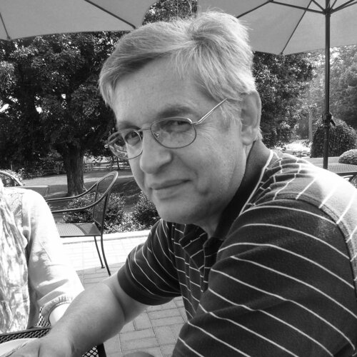 Follow Oleg Lipchenko on Select