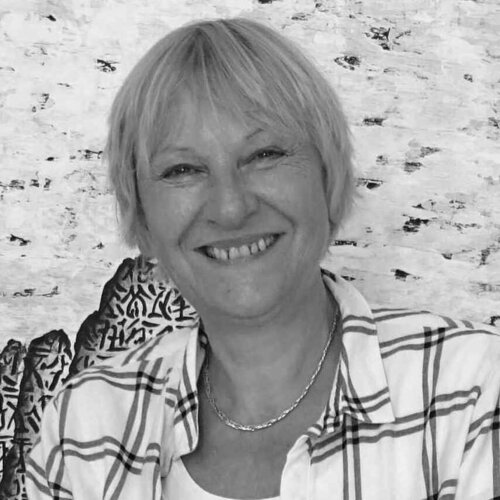 Follow Béatrice Bescond on Select