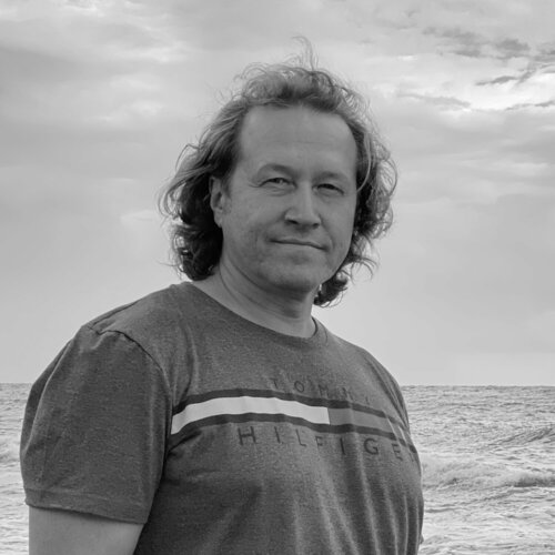 Follow Dmitry Syrov on Select
