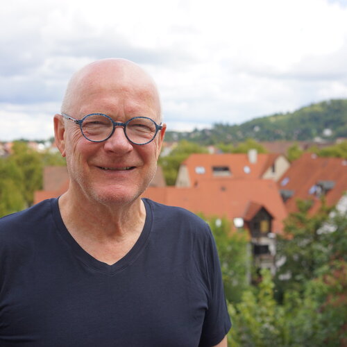 Follow Friedhelm Wolfrat on Select