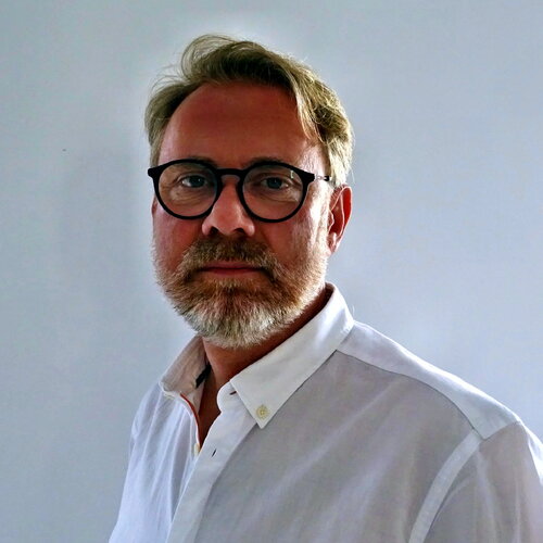 Follow Udo von Gelden on Select