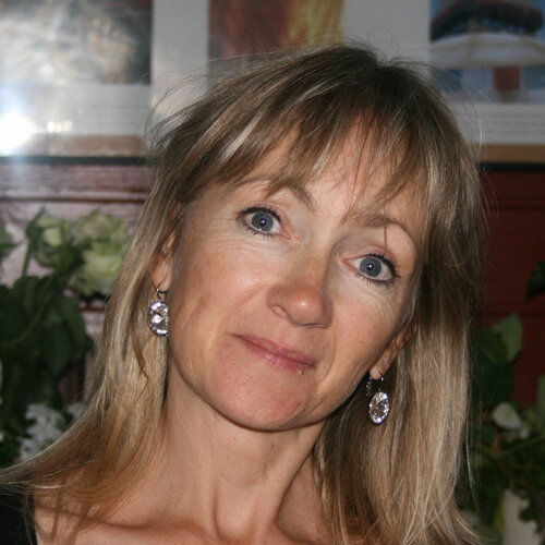 Follow Tove Storm on Select
