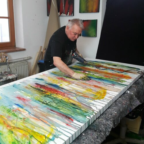 Follow Friedrich Wurm on Select