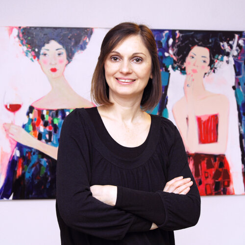 Follow Liliya Nikolova on Select