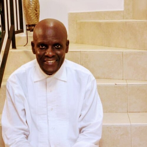 Follow Moise Semexant on Select
