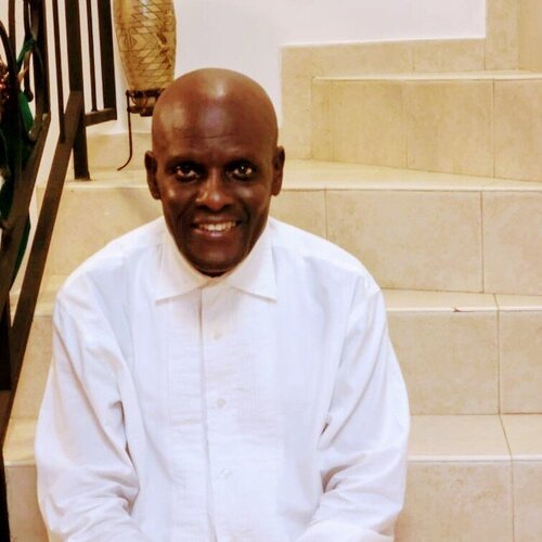 Follow Moise Semexant on Select
