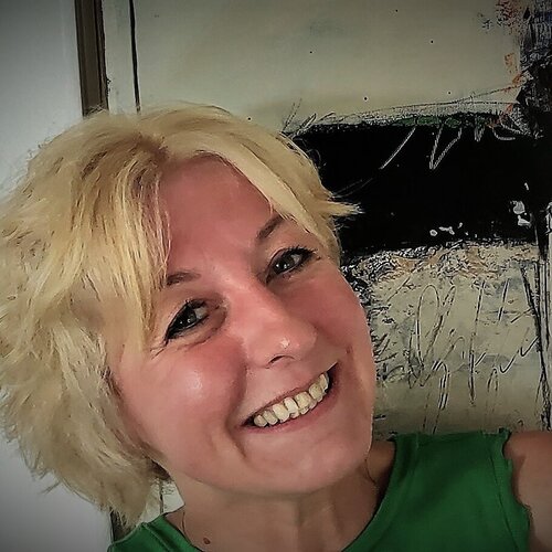 Follow Maria Kammerer on Select