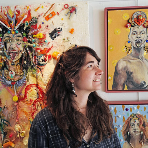 Follow Aurore LANTERI on Select