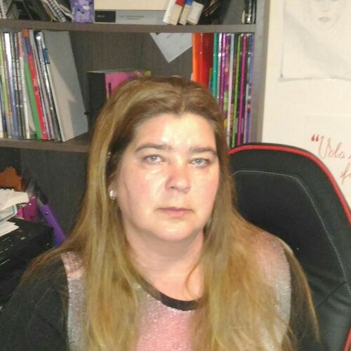 Follow Maria Galan on Select