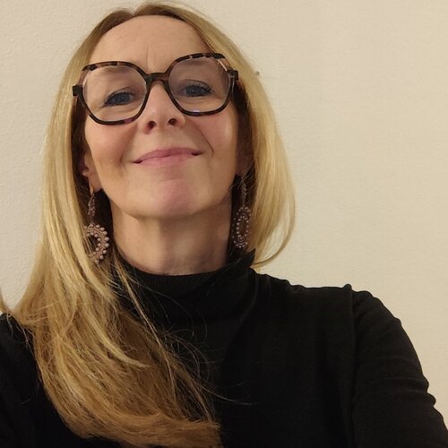 Follow Petra Rader on Select