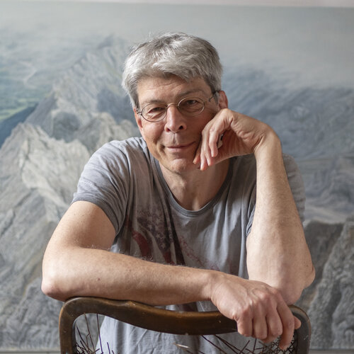 Follow Manfred Hönig on Select