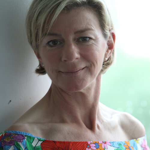 Follow Monika Starke on Select