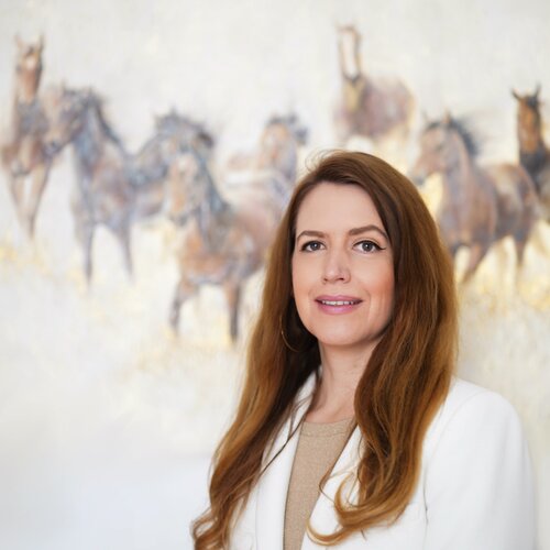Follow Michaela Stocker on Select